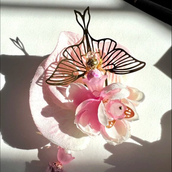 Artist Made MYSTICAL White Pink Fairy Party Festival Flower Hair Clip Tassel - Picture 4 of 7